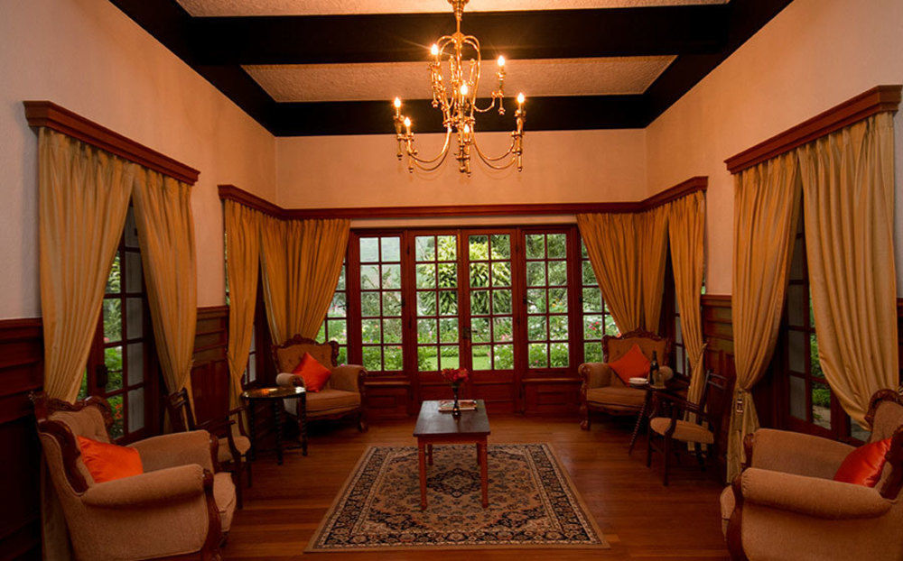 Governor'S Mansion Hatton Exterior foto